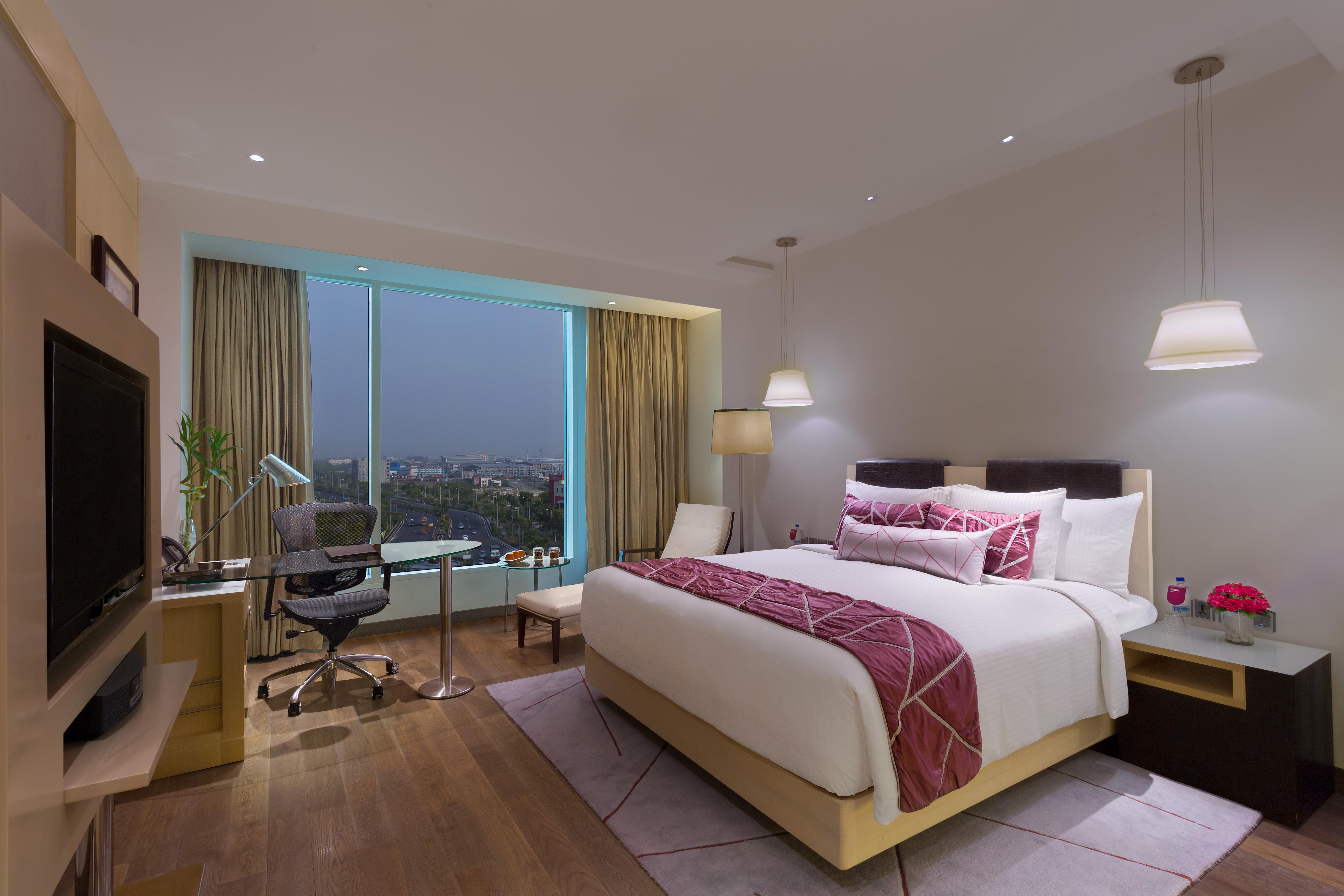 Hotel Crowne Plaza By Ihg Greater Noida