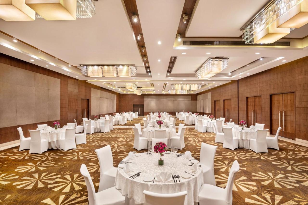 Hotel Crowne Plaza By Ihg 5*