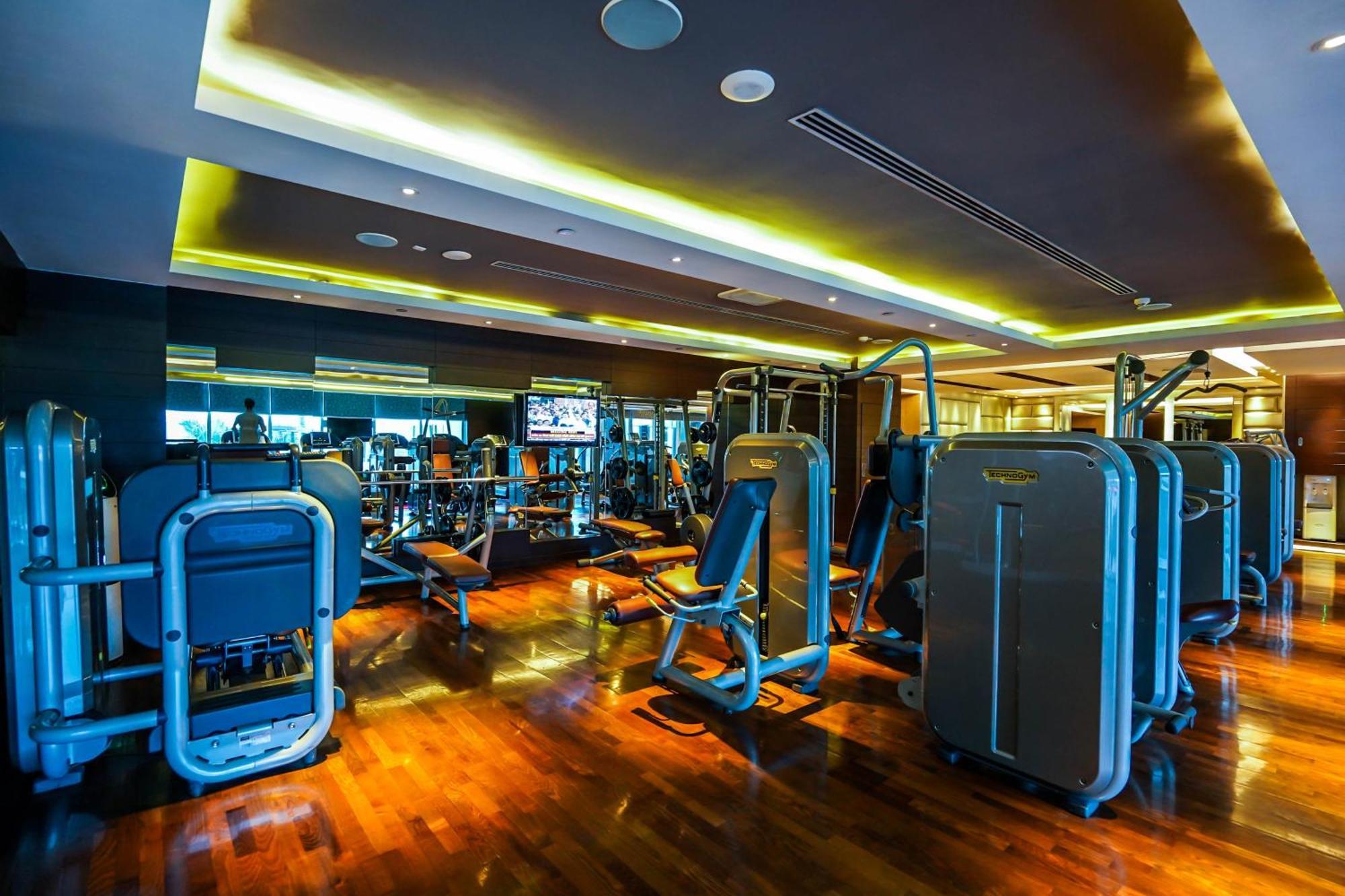 Crowne Plaza By Ihg Hotel
